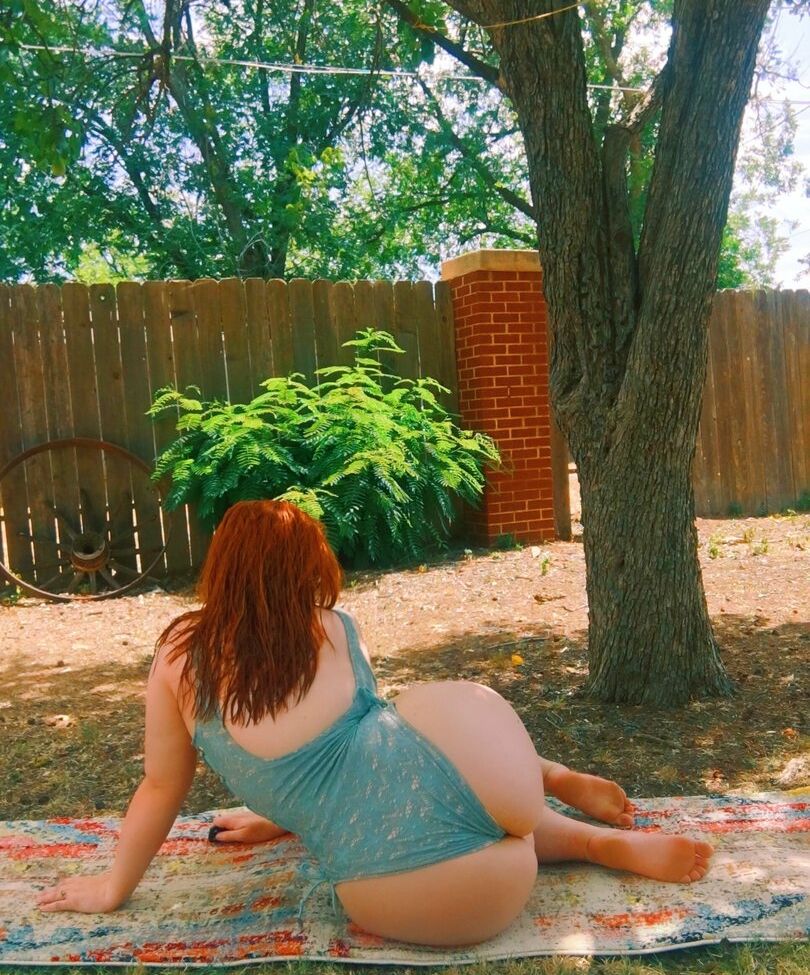 Allisonivyx desnuda #108754271