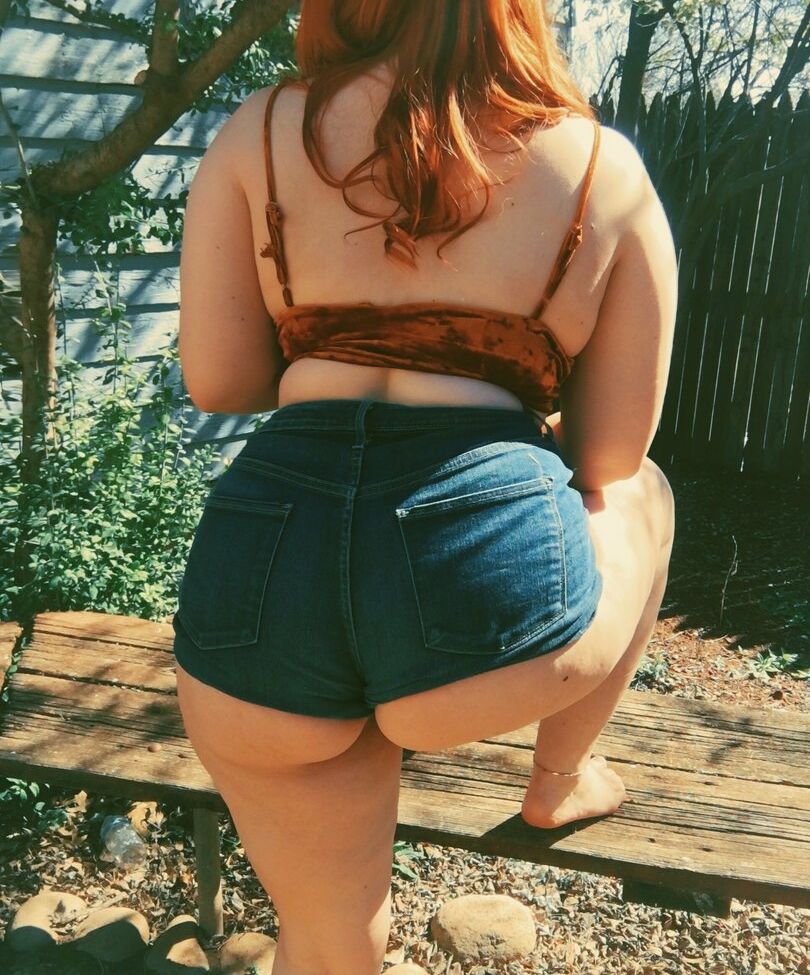 Allisonivyx desnuda #108754313