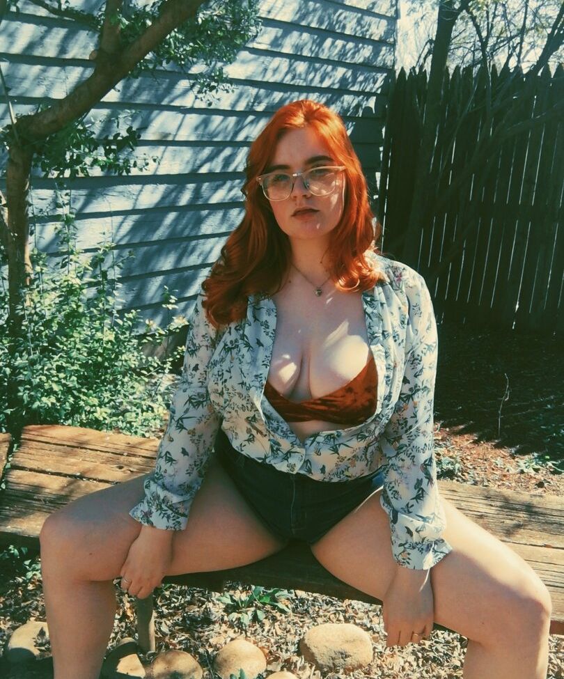 Allisonivyx desnuda #108754315