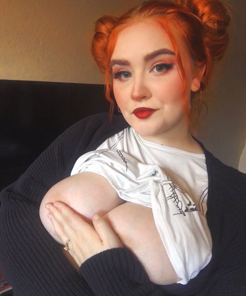 Allisonivyx desnuda #108754414