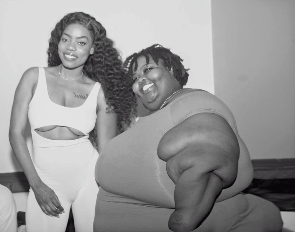 Fat Chicks With Skinny Friends 4 #80162893