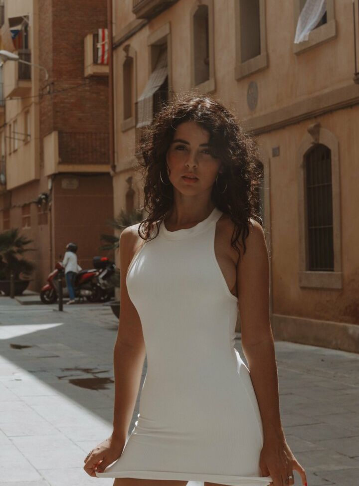 Sara Llamas desnuda #108133678