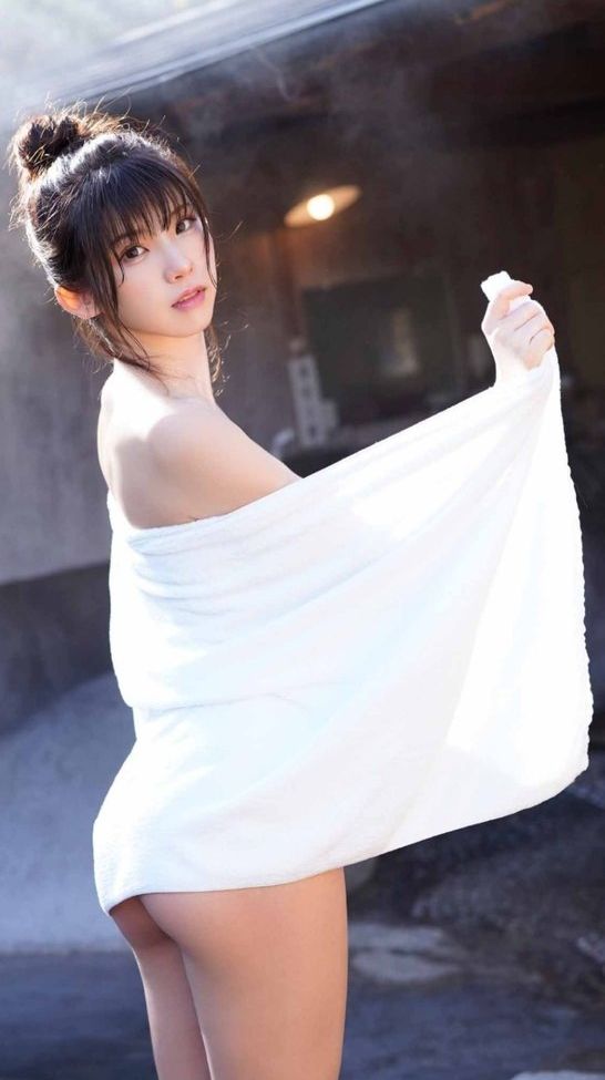 Enako desnuda #108806100