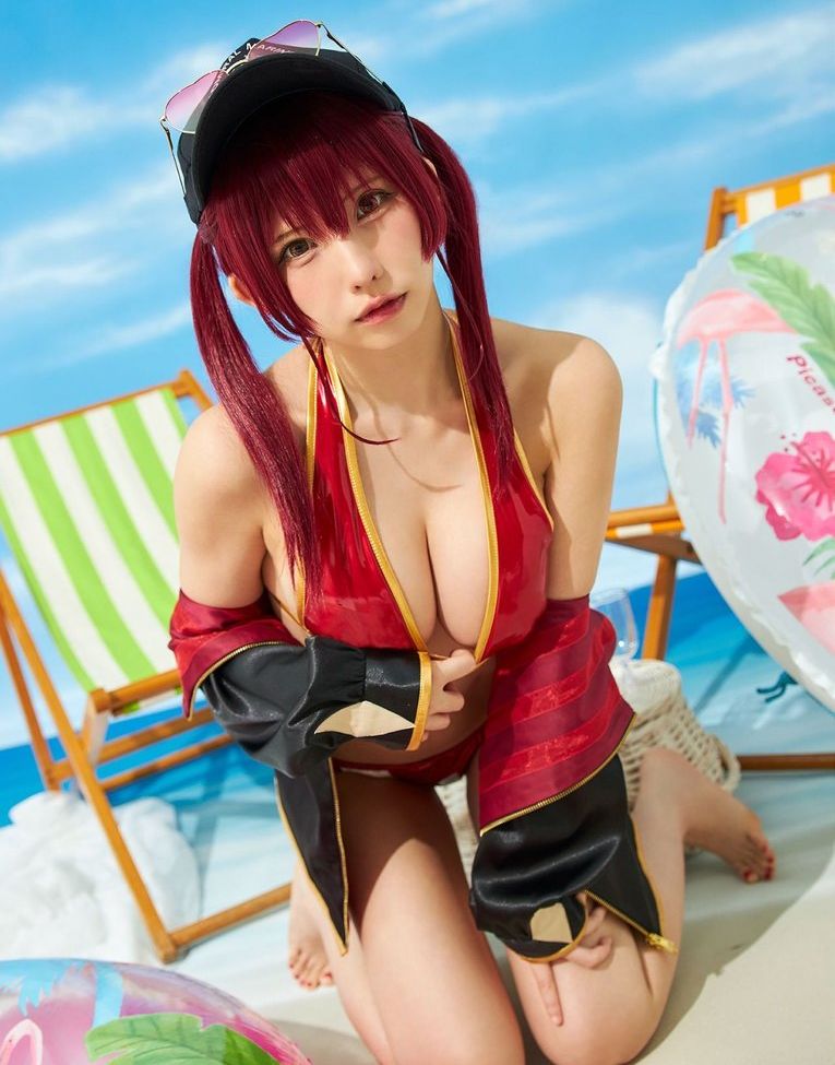 Enako nude #108806243