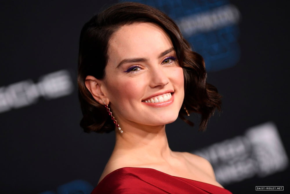 Daisy Ridley Ihre schmutzige Sperma Schlampe heute!
 #103412937