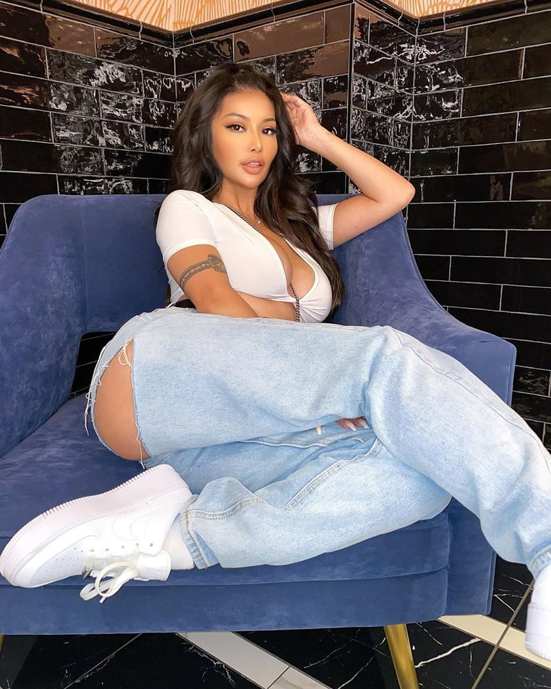 Asian Insta Model Ashley V Juicy Big Tits Ass SEXY MILF #105442995