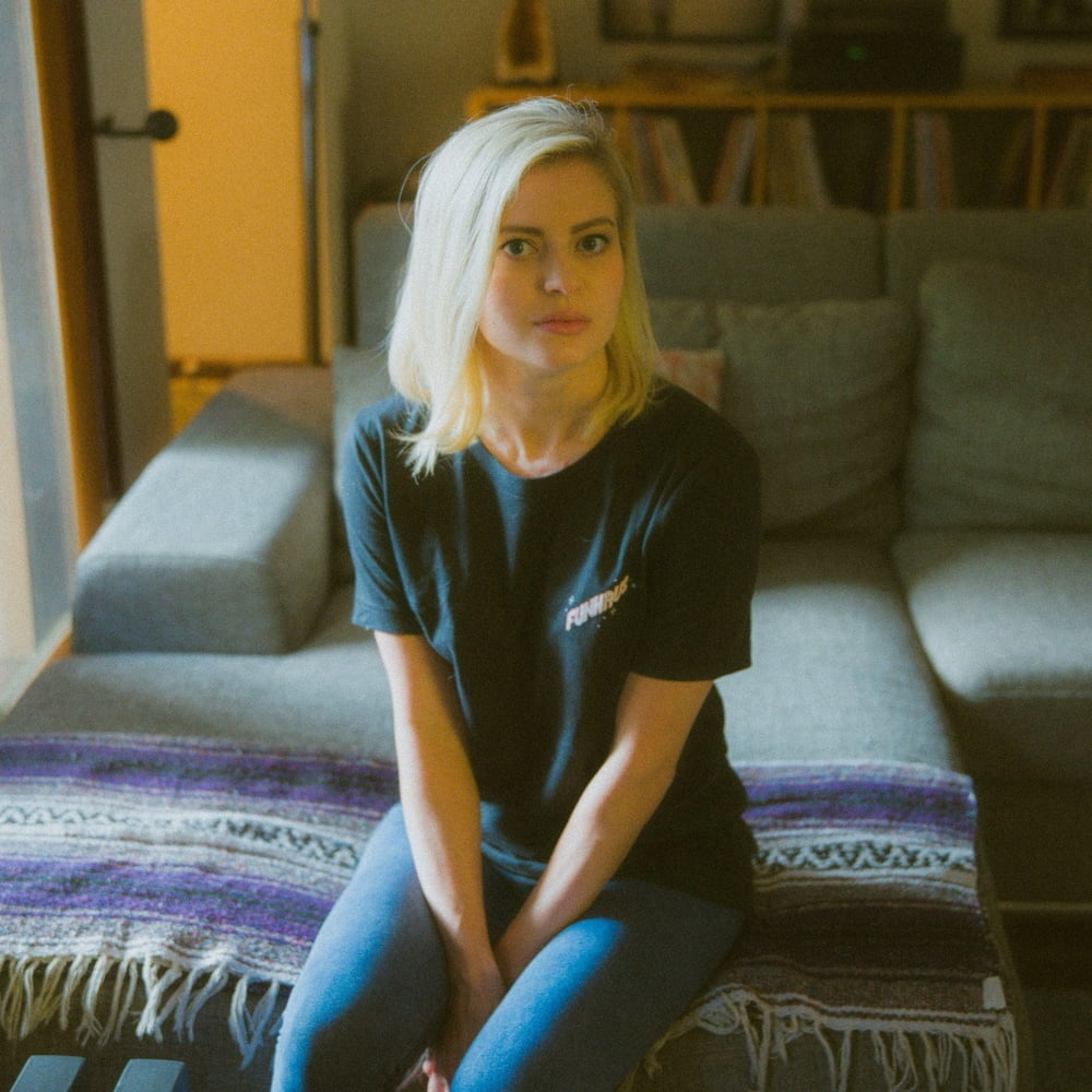 Elyse willems
 #103111934