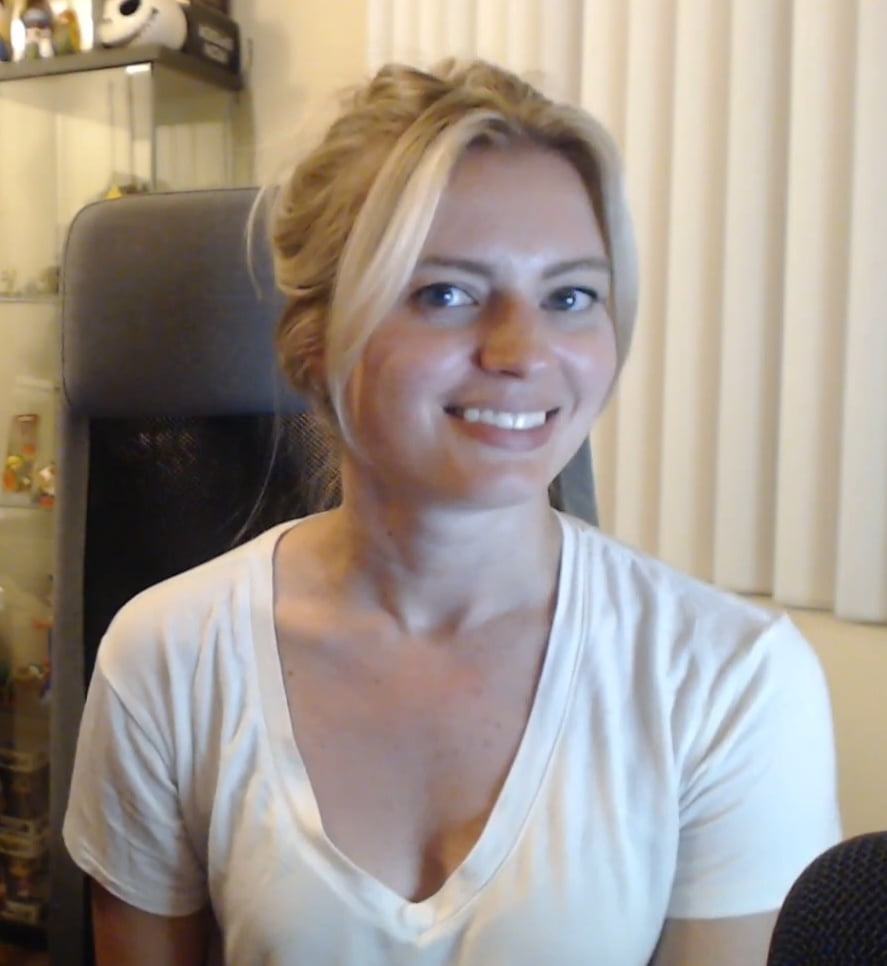 Elyse Willems #103111990