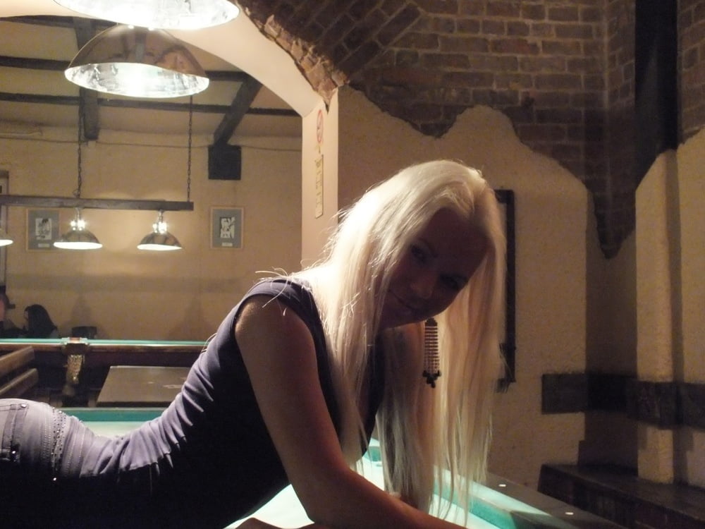 Rubia amateur 96
 #99986401