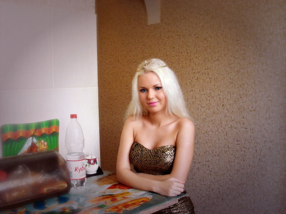 Rubia amateur 96
 #99986429