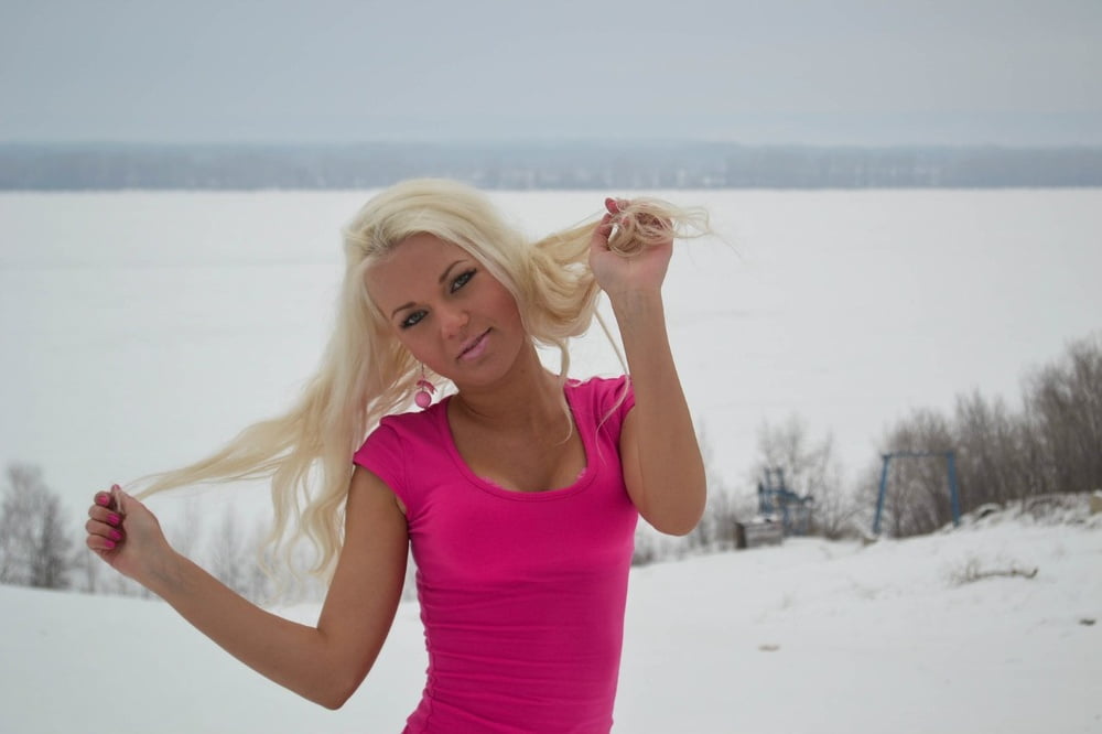 Rubia amateur 96
 #99986442