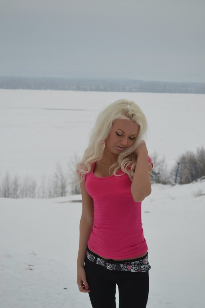 Rubia amateur 96
 #99986459