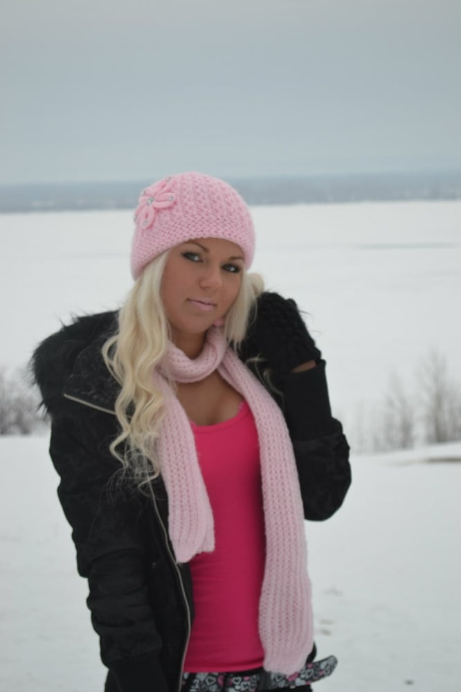 Rubia amateur 96
 #99986460