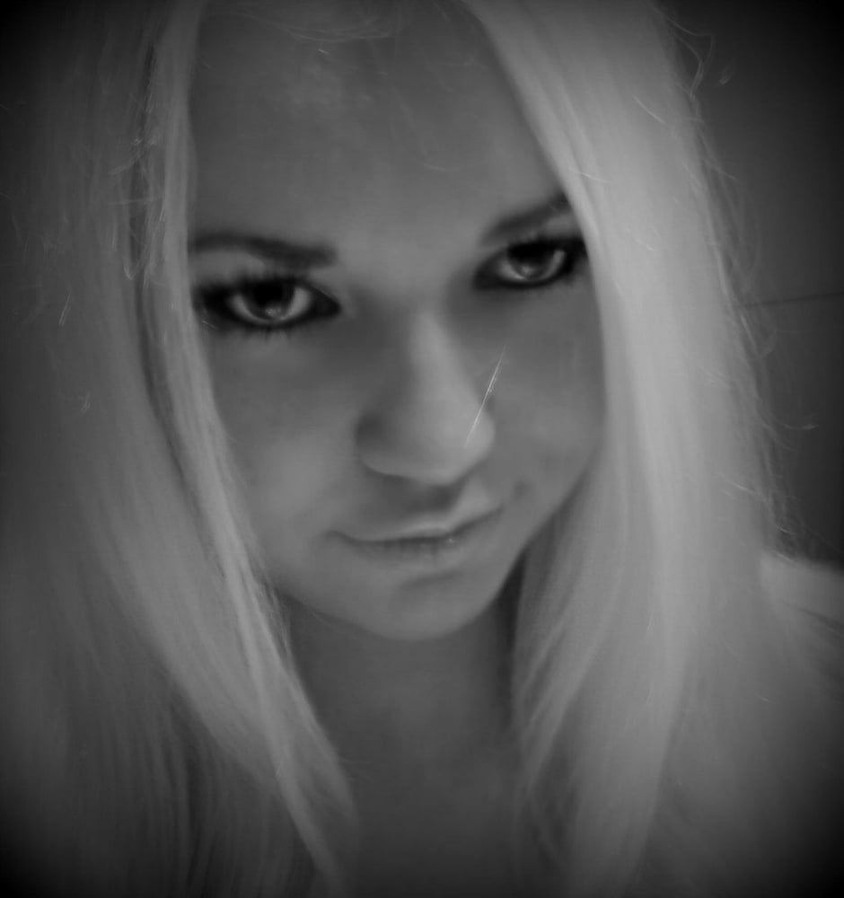 Rubia amateur 96
 #99986477