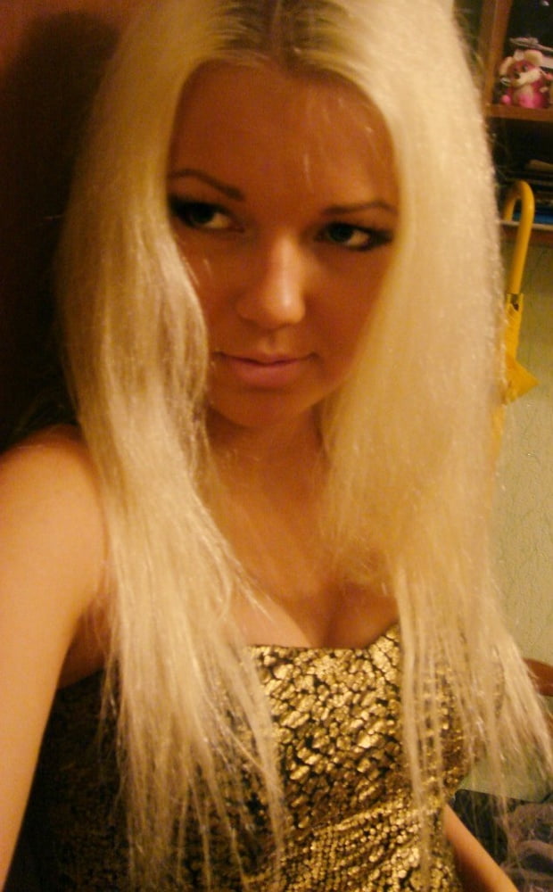 Rubia amateur 96
 #99986484