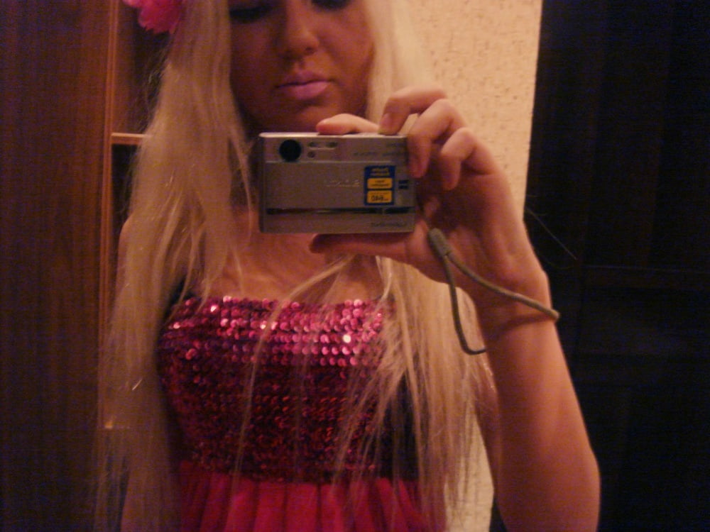 Rubia amateur 96
 #99986515