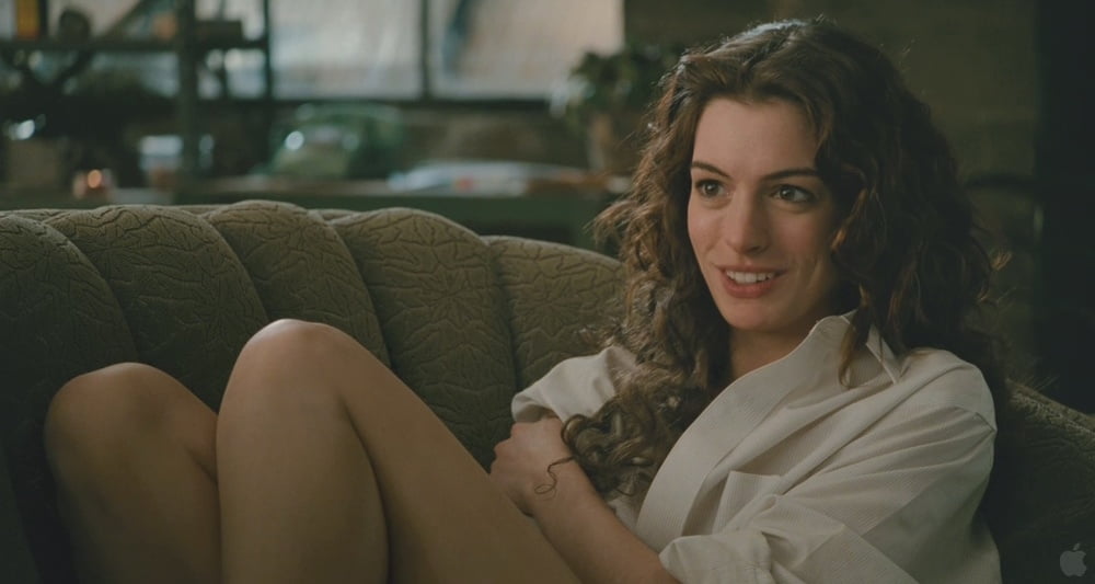 Anne hathaway
 #88150270