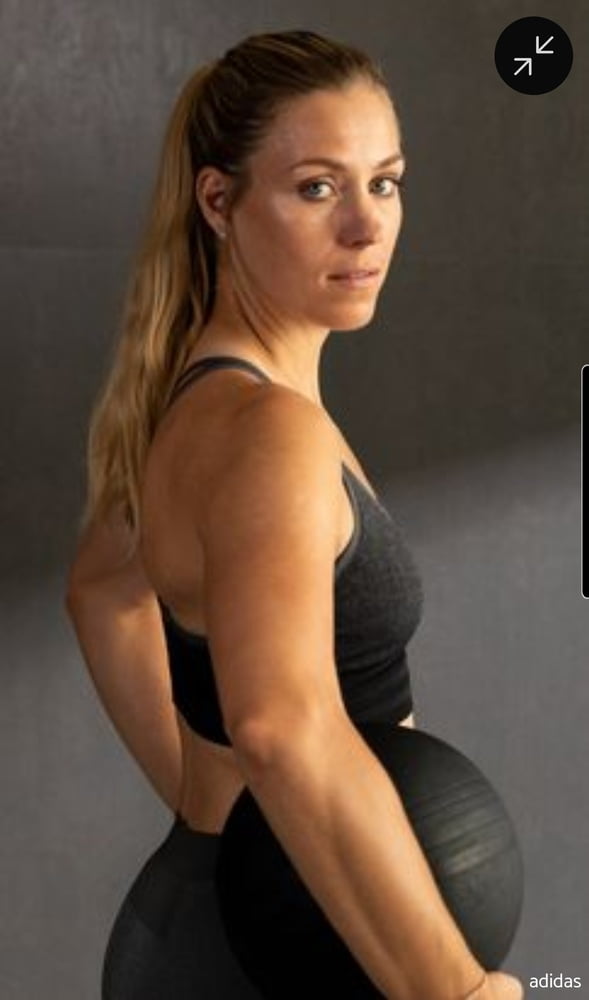 Angelique Kerber thighs &amp; arms #95131718