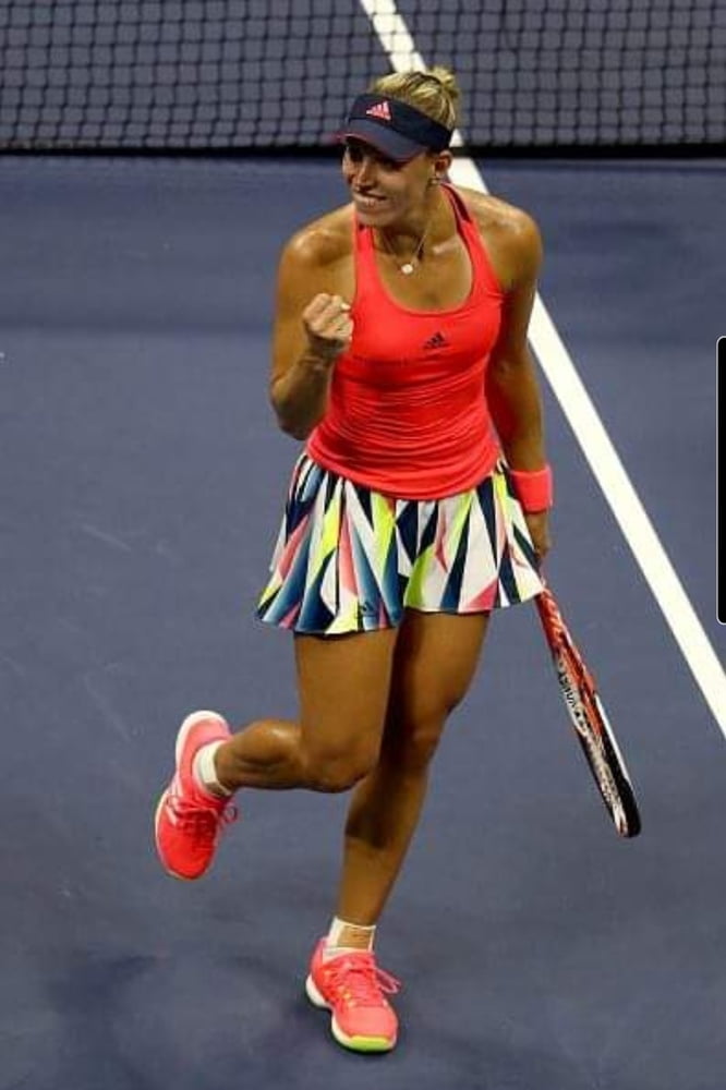 Angelique Kerber thighs &amp; arms #95131722