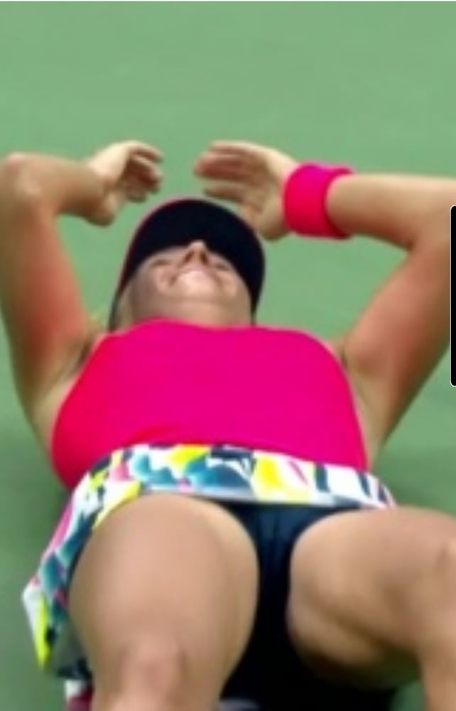 Angelique Kerber thighs &amp; arms #95131730