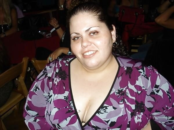 BBW Cleavage #105654383