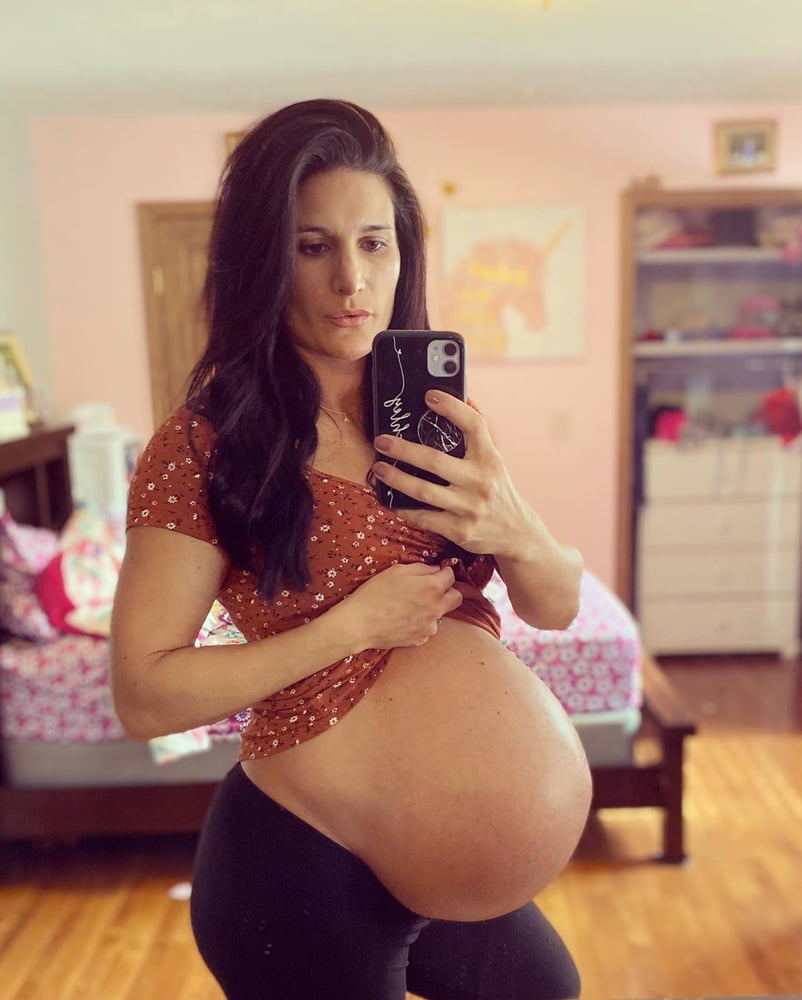 Hot mom Ashley with a huge twinbelly #100492119