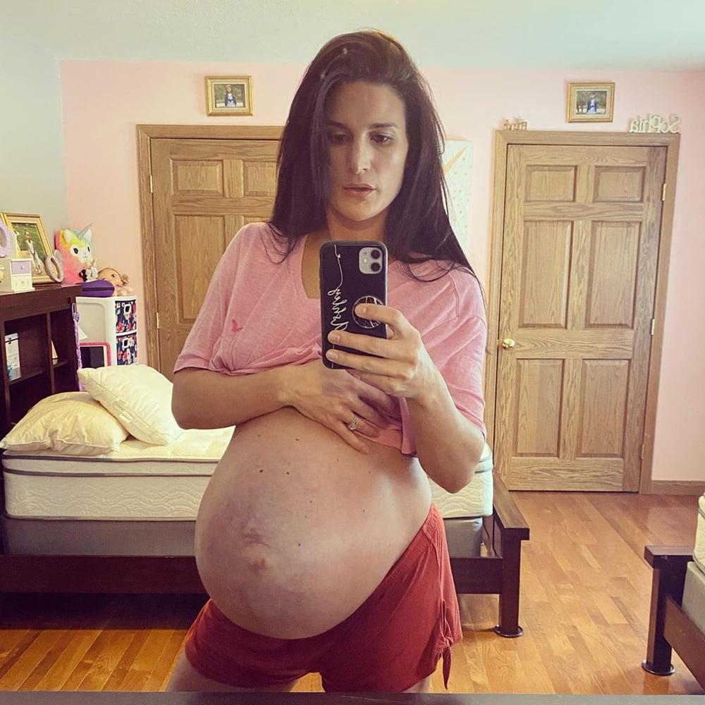 Hot mom Ashley with a huge twinbelly #100492125