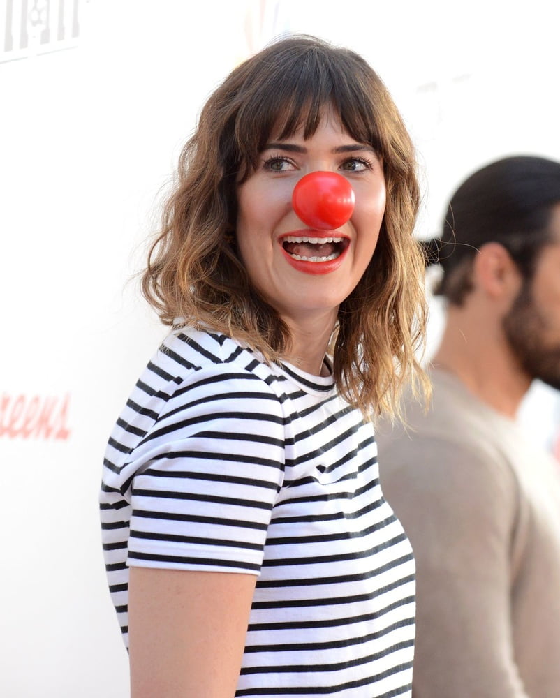 Mandy Moore - Red Nose Day Special (26 May 2016) #88452139