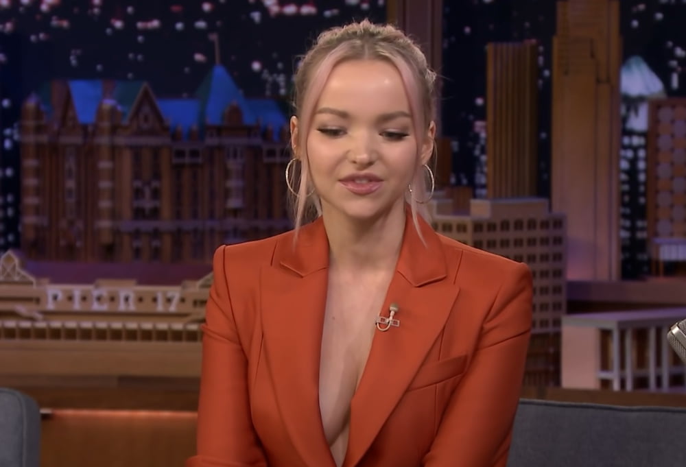 Dove Cameron 2
 #100957262