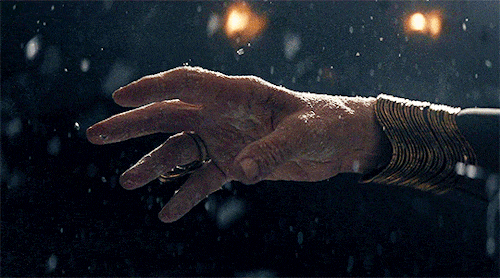 LINGERING ON FADING HANDS #80367228