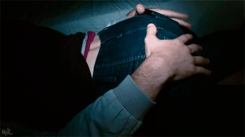 LINGERING ON FADING HANDS #80367249