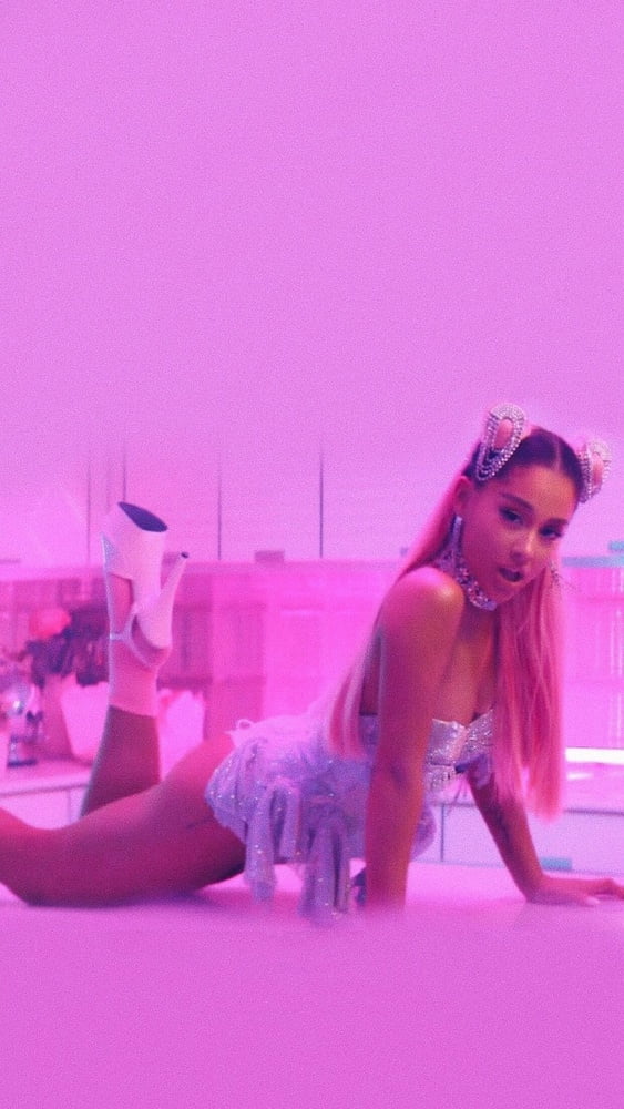 ariana grande sexy #101883424