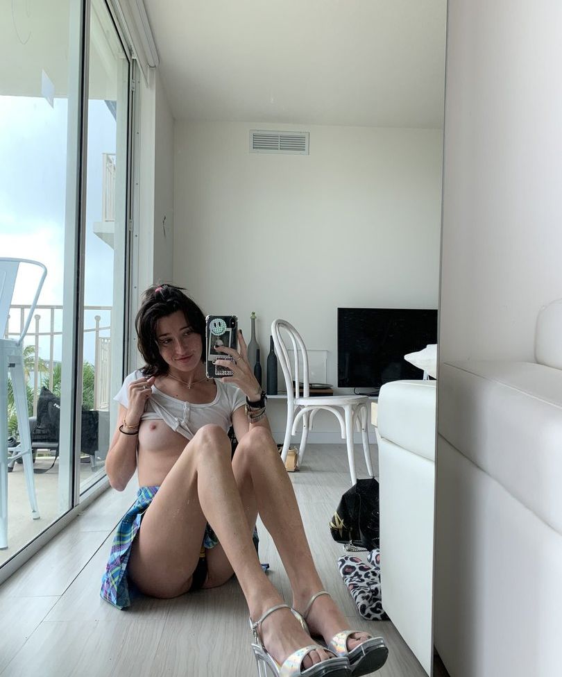 Anne Frank nude #109762827