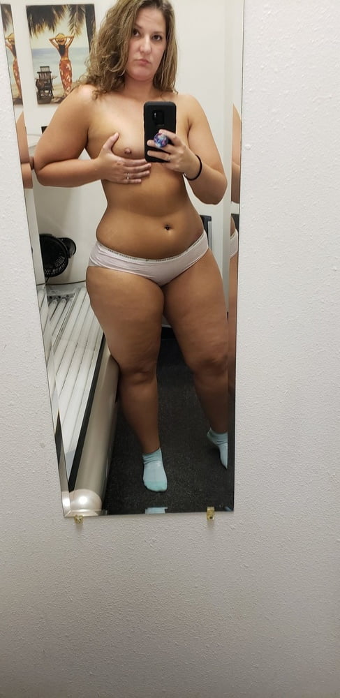 Sexy Twitter Schlampen 25
 #79694283