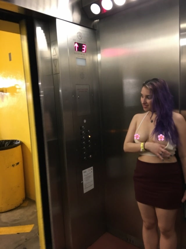 Zugang erhalten
 #94834312