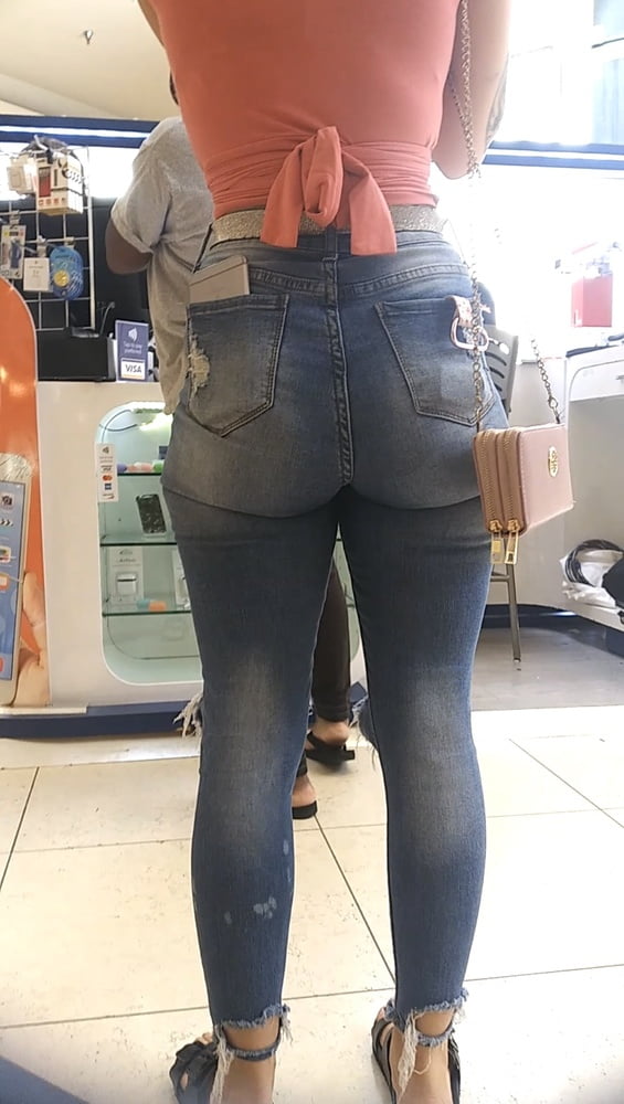 Nut over this pawg booty in tight jeans #80490002