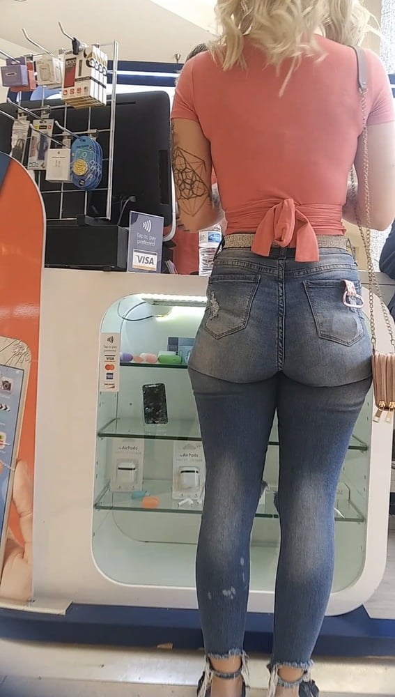 Nut over this pawg booty in tight jeans #80490024