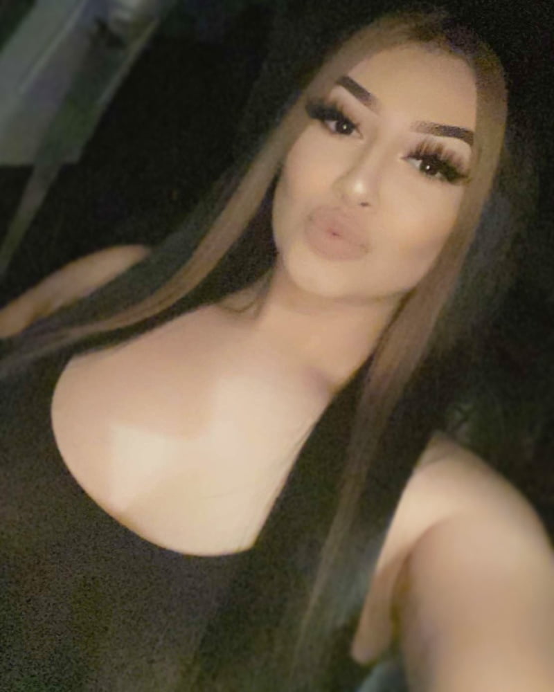 Sexy latina jeune salope avec de gros seins
 #81905705