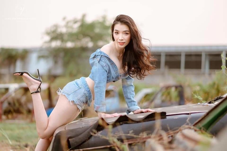 Mädchen 188
 #94729932