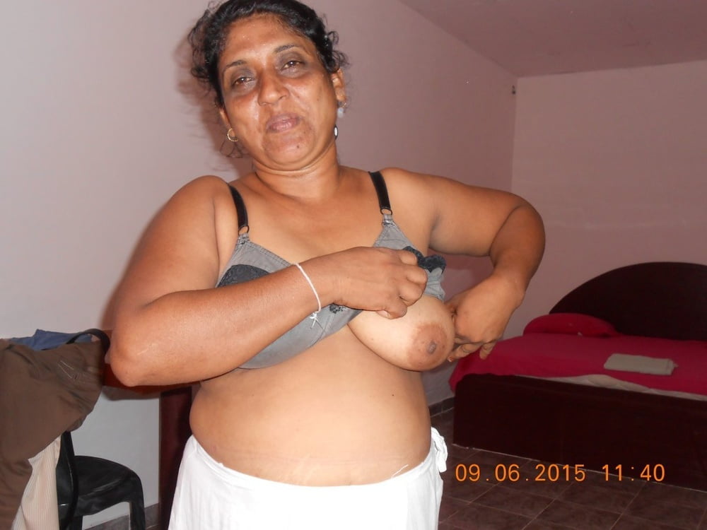 Mamie indienne
 #87710181