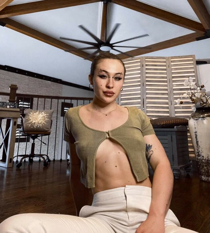 KissFromLo desnuda #108338267