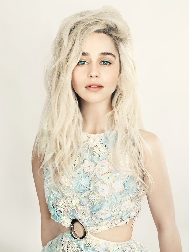 Emilia Clarke so sexy #88849709