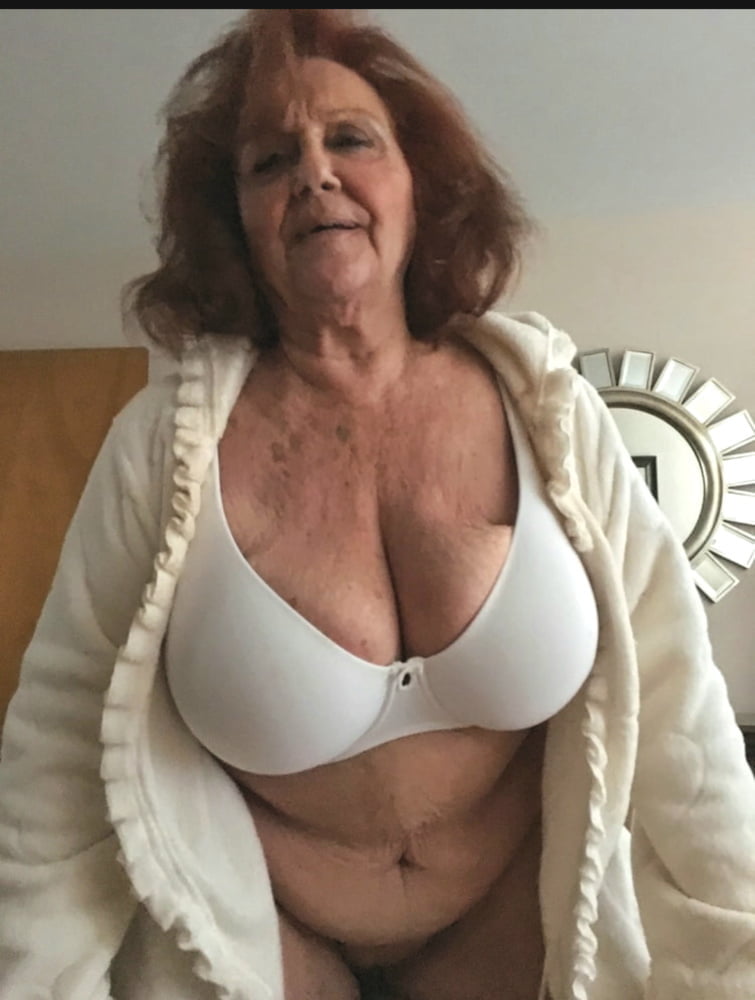 Granny Tits - Granny Boobs Porn Pics - PICTOA