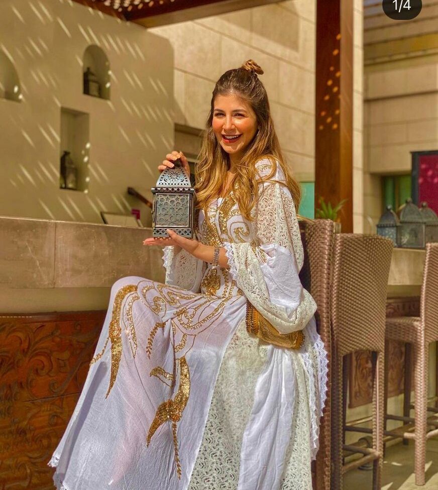 Malak Koura desnuda #108122003