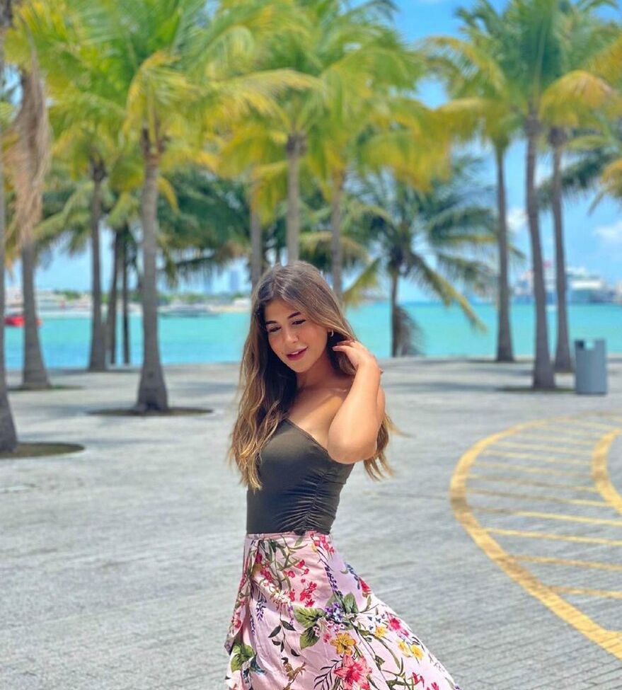 Malak Koura desnuda #108122012