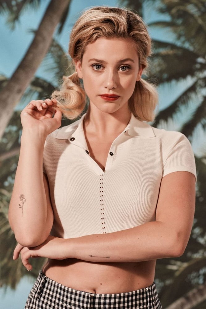 Lili reinhart see that girl
 #94817602