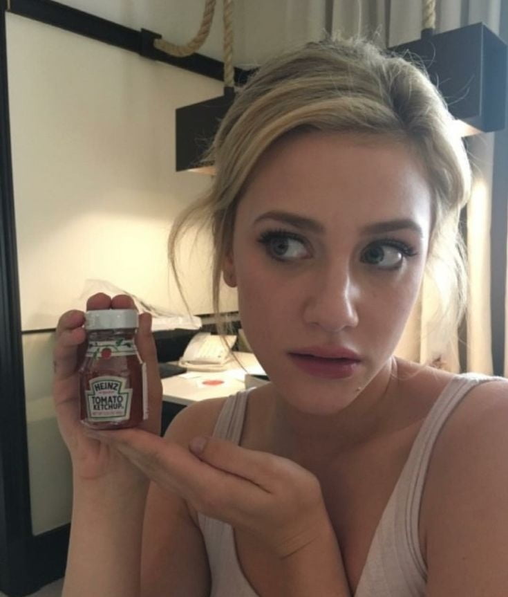 Lili reinhart see that girl
 #94817626