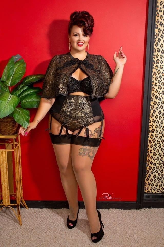 Sexy cougars
 #97141876