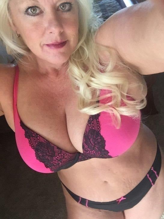 Sexy cougars
 #97142501