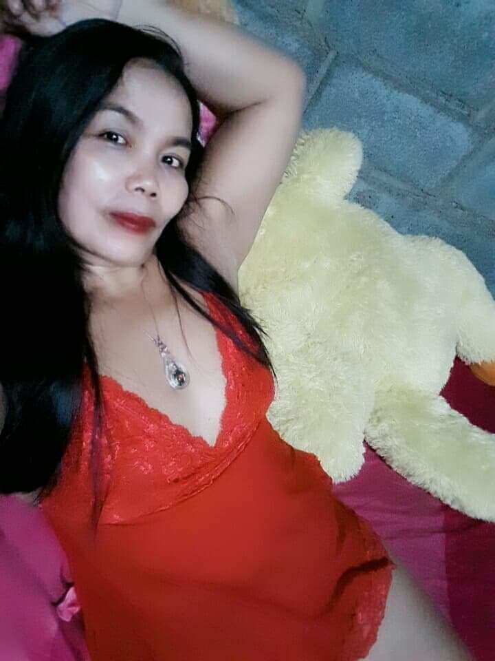 Ibu memakai baju tidur sexy
 #94326445